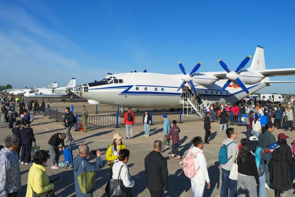 2025年长春航空展开幕与空军航空开放活动精彩呈现