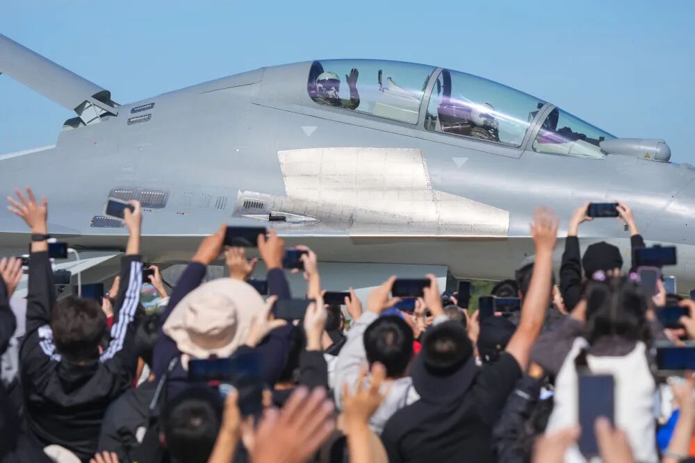 2025年长春航空展开幕与空军航空开放活动精彩呈现