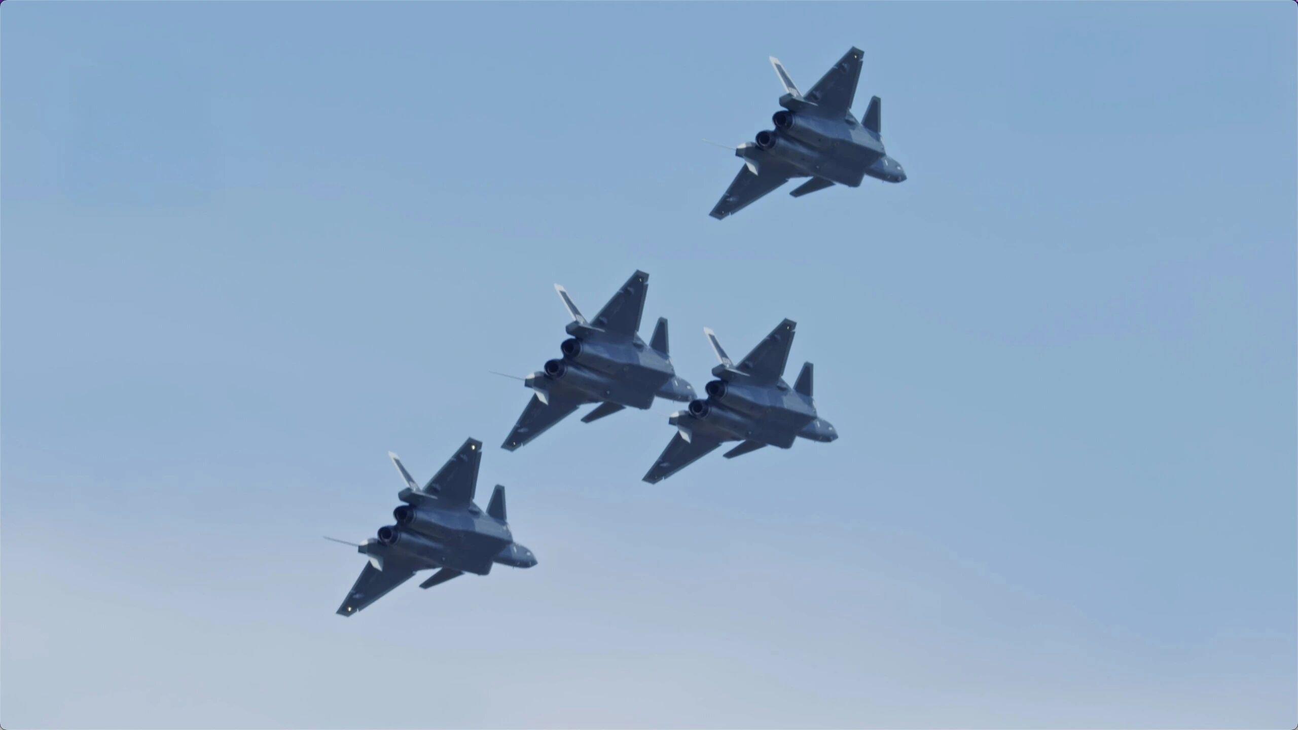 身临其境体验中国战机魅力，尽享“近、近、近”的极致感受