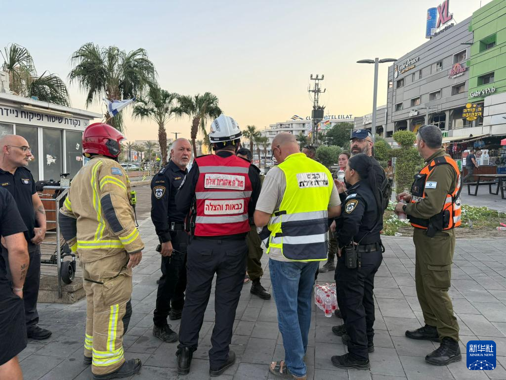 也门胡塞武装对以色列发起无人机攻击，导致20人受伤的严重事件