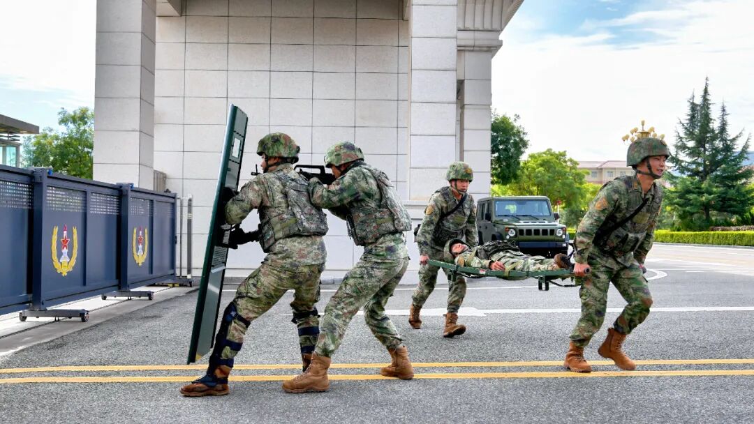 揭开中国军人庆祝国庆的另类方式，竟是这样进行的！