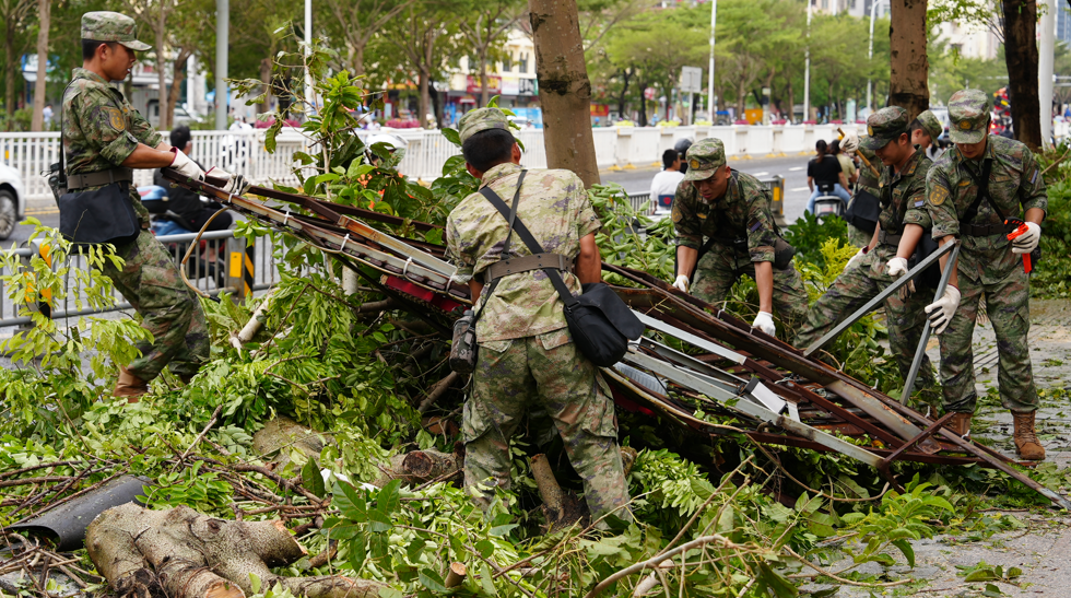 灾情无情，子弟兵闻令而动迅速投入救灾行动
