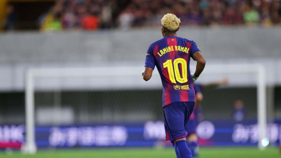 球迷：安东尼已经打进超过10个相似进球，却都未能入选最佳候选名单