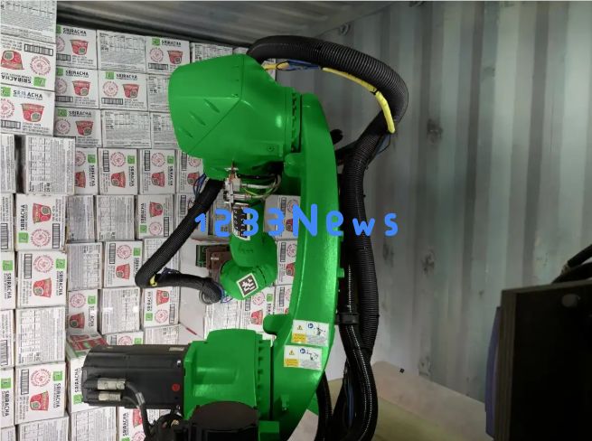 前特斯拉高管加盟，Pickle Robot 迎来首位 CFO，合作 UPS 再升级！