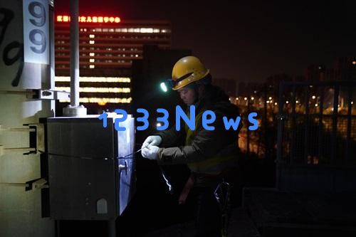 南唐联络线唐村线路所接触网正式送电宣布，今日启用新电源供给