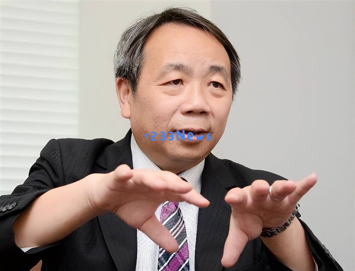 中国的强硬措施！石平之子被取消录取资格，女儿在机场遭拦截，令人痛快不已