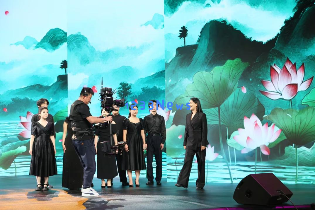 烟台汽车工程职业学院东城合唱团应邀参与山东省百姓春晚录制，展示美育成果持续发光