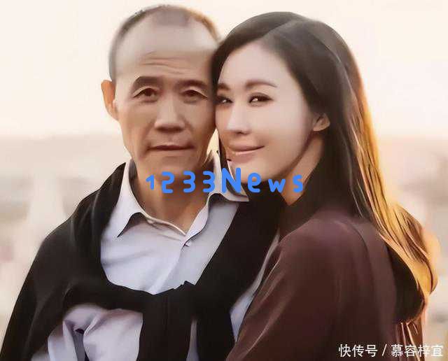 田朴珺怒删与王石的合影，公开指责对方自私，眼神流露真实情感