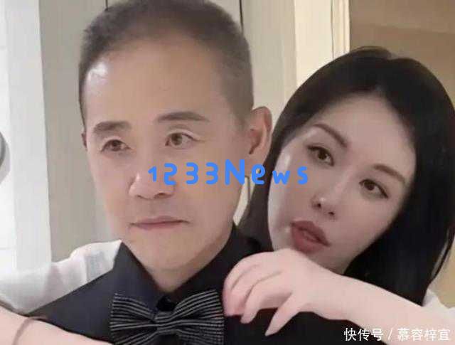 田朴珺怒删与王石的合影，公开指责对方自私，眼神流露真实情感