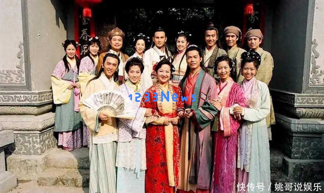 昔日TVB男演员身家传闻高达15亿，被誉为“最成功二世祖”，如今轻松生活