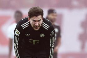 跟队记者：关于格雷茨卡的健康状况，实际并未受伤仅是淤青问题