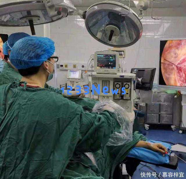 悲痛离别！2026年仅剩6天，四位杰出人士相继去世，年轻者年仅25岁