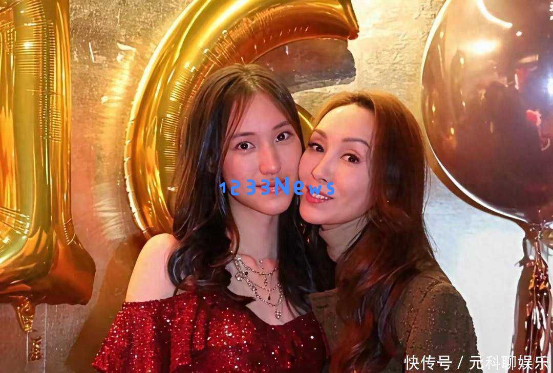 56岁郭可盈与女儿合影，气质远胜年轻一代，网友纷纷称赞：妈妈依旧是最美！