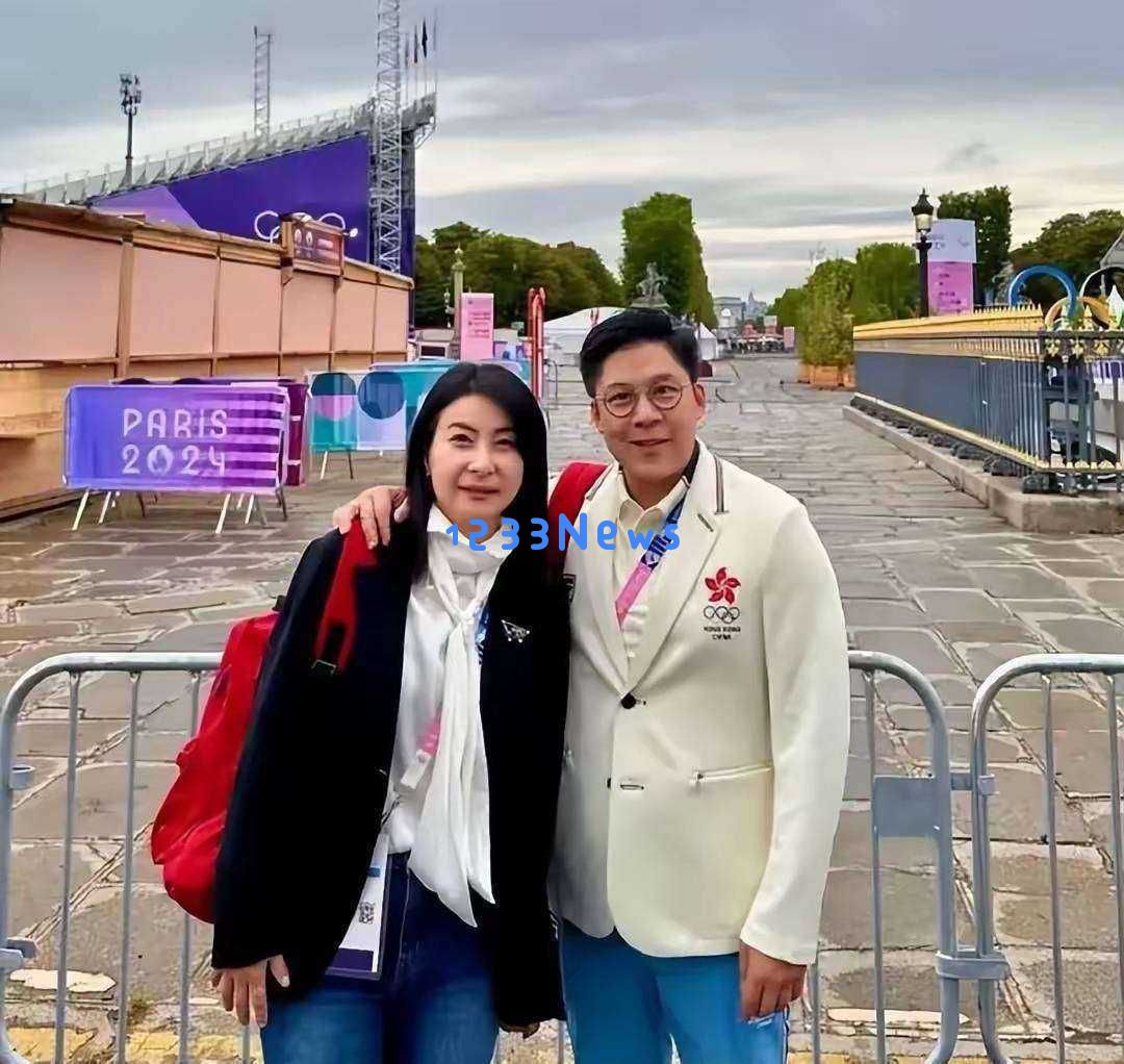 霍启刚与何超欣在澳门秘密会面多达12次郭晶晶佩戴百元银镯回应传闻：孩子是她的坚守