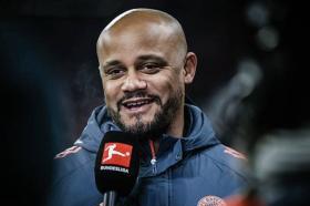 孔帕尼谈及与克洛普的交流，但这次并没有深度涉及拜仁相关话题