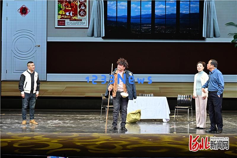 《曲苑杂坛》在河北省心连心艺术团表演后续融合传统艺术与现代活力的精彩上演