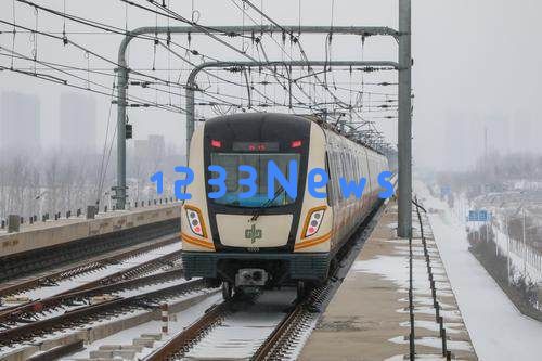 郑州2026年首场强降雪将于14时至23时达到高峰，为市民升温守护提供重要信息