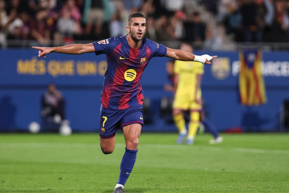 费兰在本赛季为巴萨出场26次，打入15球1助攻，稳居队内最佳射手