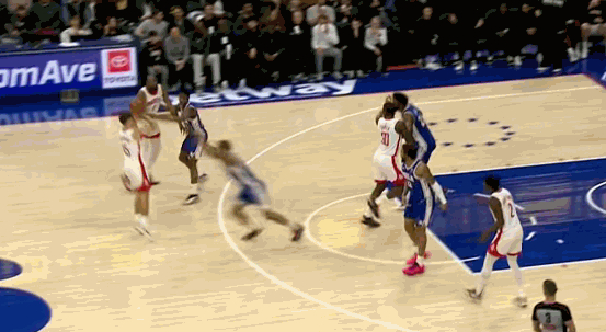 无畏争议判罚！76人双星合砍68分加时战胜火箭杜兰特独得36分却有8次失误