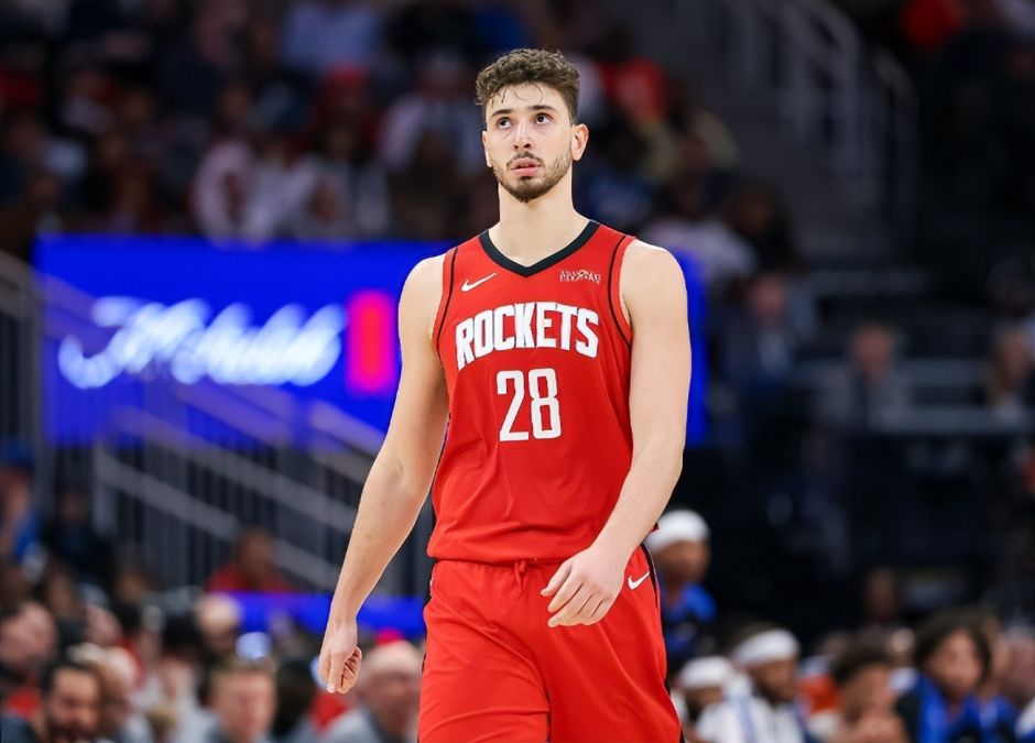 休媒痛斥申京无能软弱！火蜜呼吁关键时刻DNP：场上表现_18频频失误