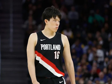 开拓者伤员纷纷复出！杨瀚森仍未获得出场机会，遭遇本赛季第20场缺阵